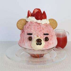 いちごみるくまかき氷